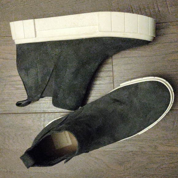 Dolce Vita "Zabie" Booties - Picture 1 of 13